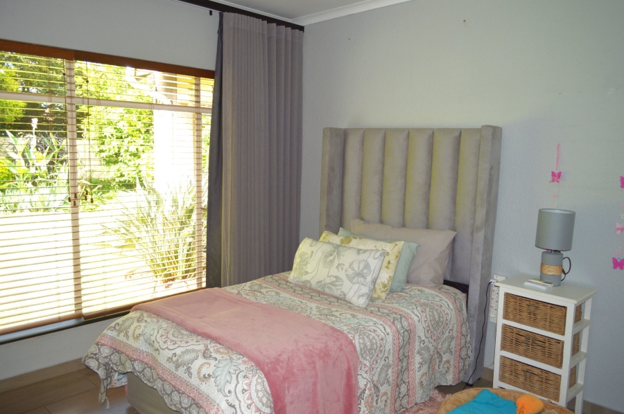 3 Bedroom Property for Sale in Wilkoppies North West